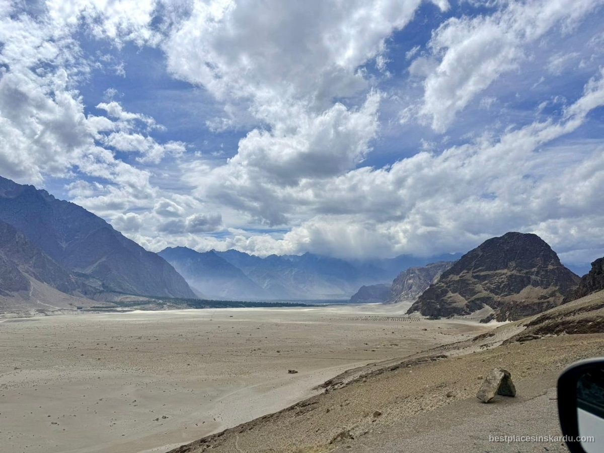 Wide view over the Sarfaranga cold desert toward the Karakoram, Skardu